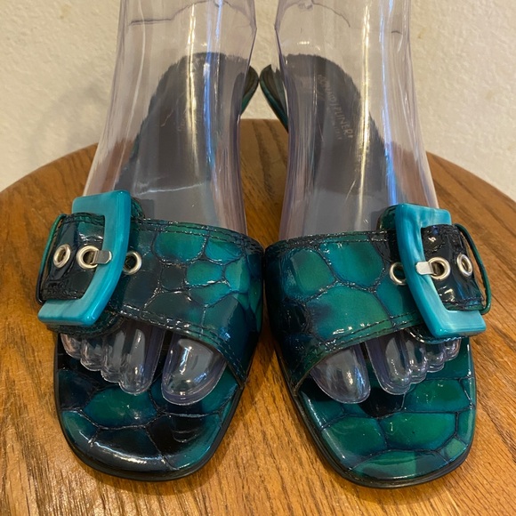 Donald J. Pliner Kazia Snakeskin Kitten Heel Buckle Sandal,TURQUOISE/BLK,S8 1/2N - Picture 3 of 13